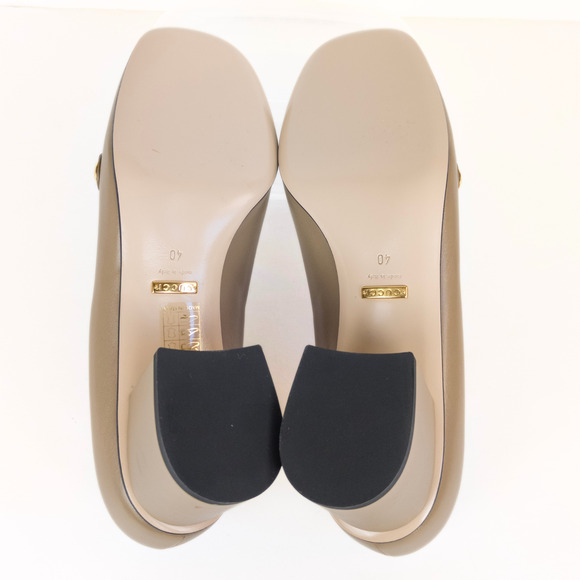 GUCCI Sylvie Loafer Pumps Tan Leather Mid-Heel Chain Web Stripe Women's EU 40 - Picture 3 of 12